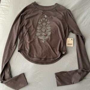 Free people logo long sleeve thin layer! Brand new with tags!
